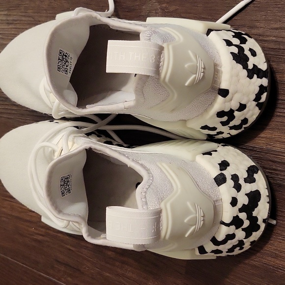 Adidas nmd size mens us 8, in great condition almost new. - Picture 2 of 5